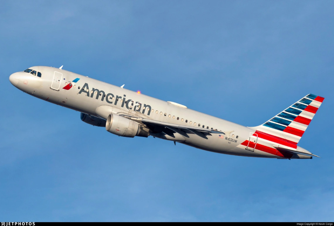 American Airlines Flight AA2002 Diverts To Kansas City Over Security Incident
